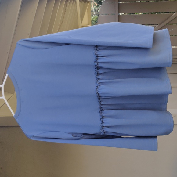 Blue blouse - Picture 3 of 4